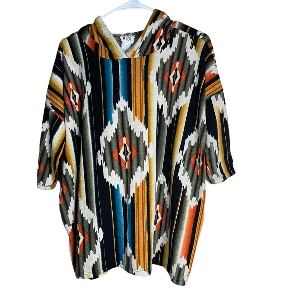Size large Bebe men’s hooded T-shirt.